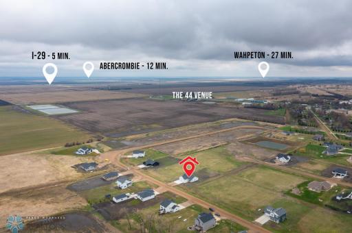 202 NEUMAN Boulevard, Colfax, ND 58018