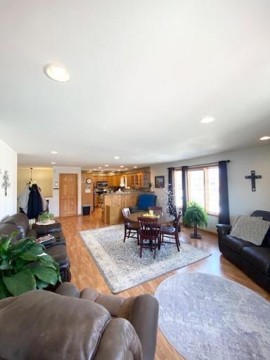 11 W Park Street, New York Mills, MN 56567