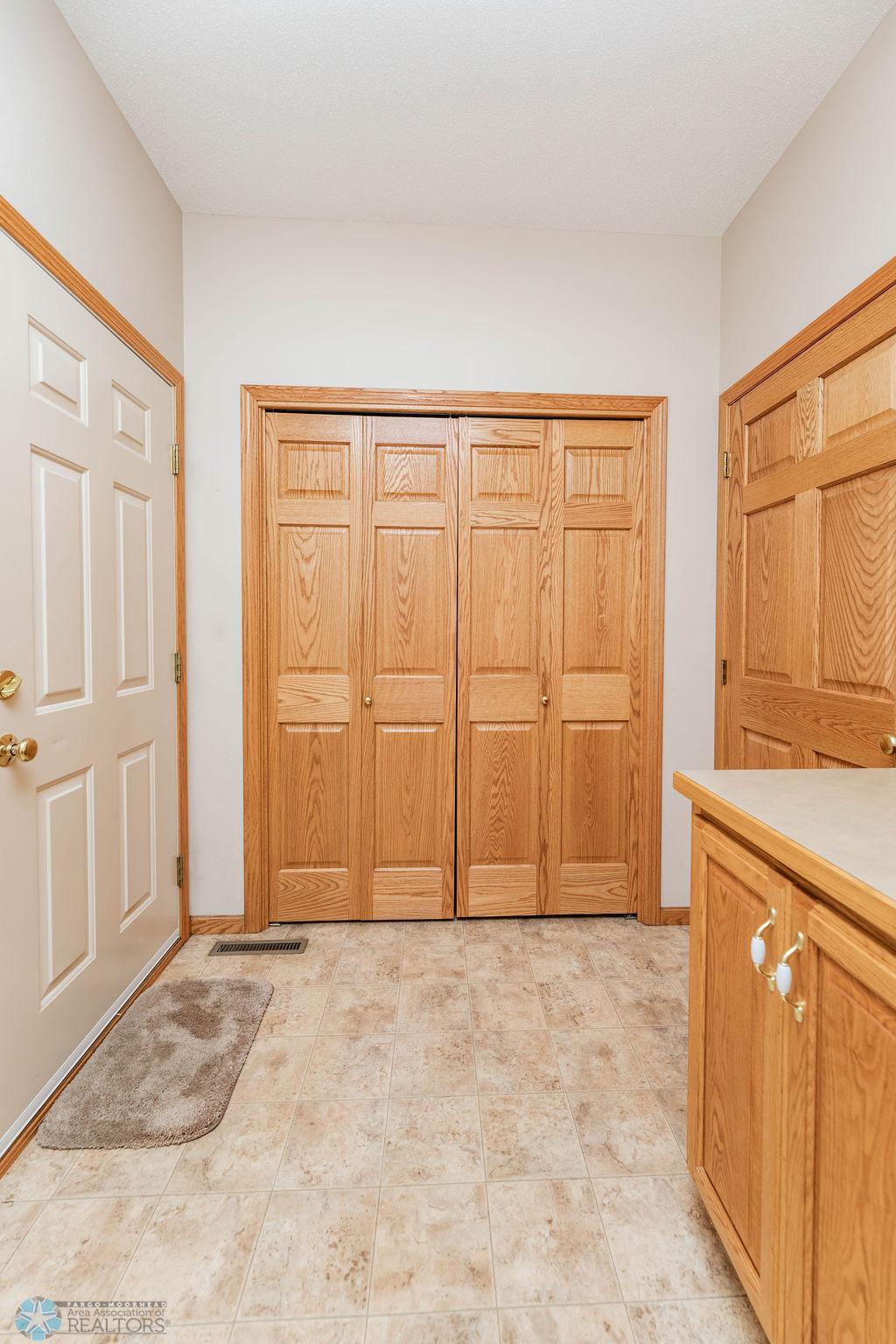 Laundry/Garage entrance