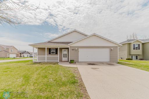 1837 43rd Avenue S, Moorhead, MN 56560