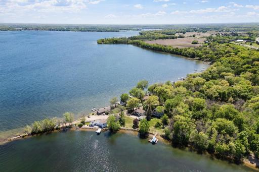 9984 Bonnie Glen Parkway, Chisago City, MN 55013