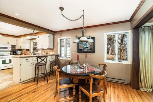 5904 London Road, Duluth, MN 55804