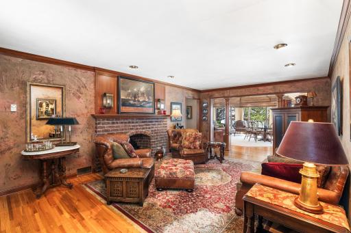 5904 London Road, Duluth, MN 55804