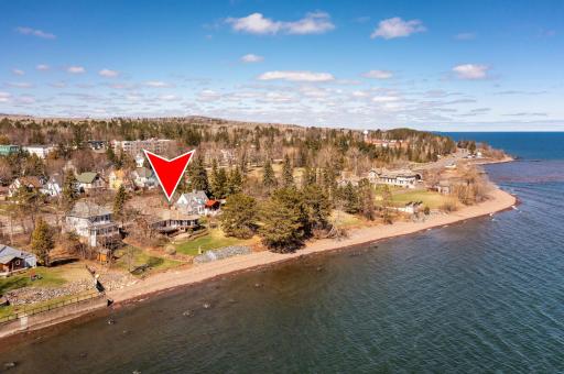 5904 London Road, Duluth, MN 55804