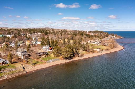 5904 London Road, Duluth, MN 55804