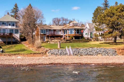 5904 London Road, Duluth, MN 55804