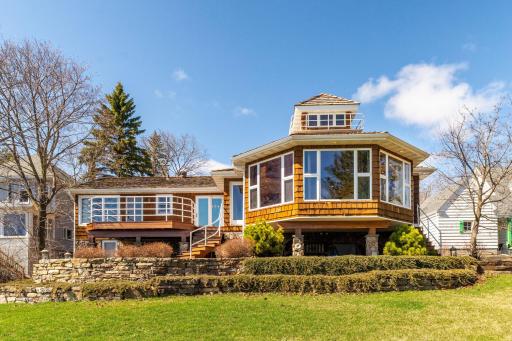 5904 London Road, Duluth, MN 55804