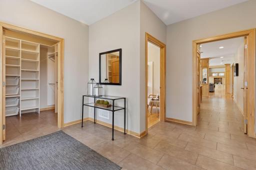 2200 Tamarack Drive, Medina, MN 55356