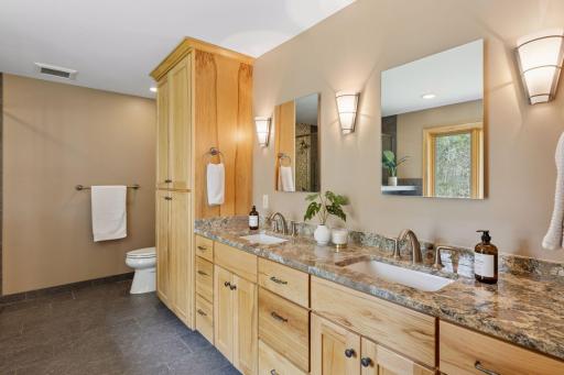 2200 Tamarack Drive, Medina, MN 55356