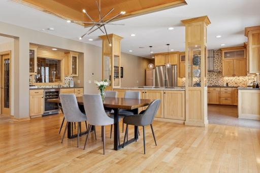 2200 Tamarack Drive, Medina, MN 55356