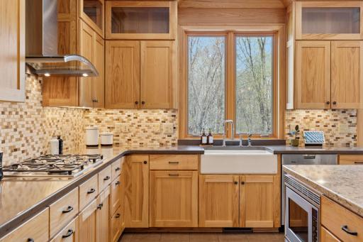 2200 Tamarack Drive, Medina, MN 55356