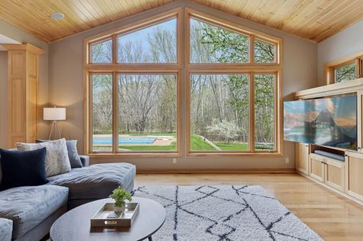 2200 Tamarack Drive, Medina, MN 55356