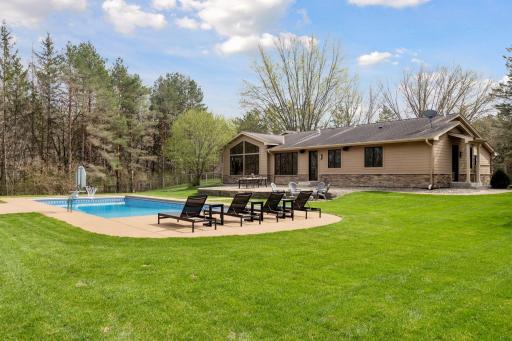2200 Tamarack Drive, Medina, MN 55356