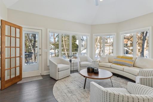 2454 Crowne Hill Road, Minnetonka, MN 55305