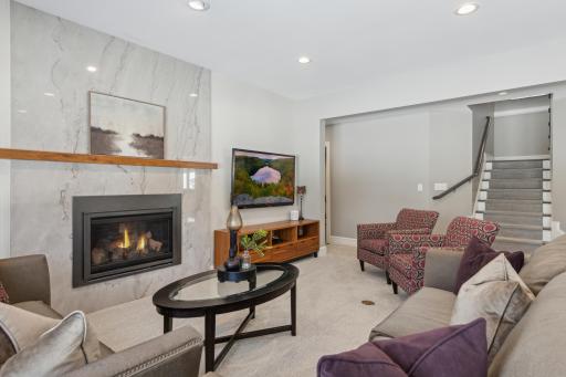 2454 Crowne Hill Road, Minnetonka, MN 55305