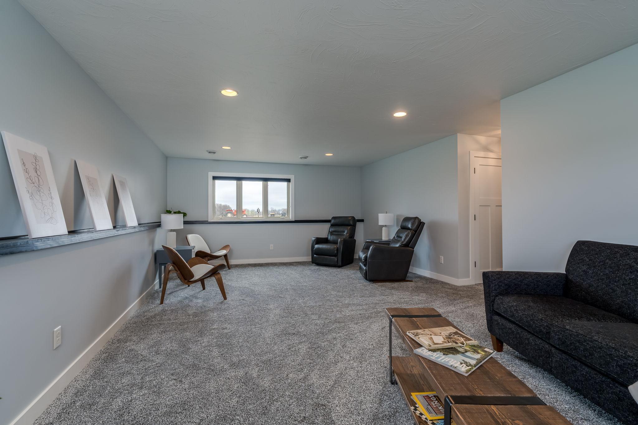 27-web-or-mls-72-balsam-cir.jpg