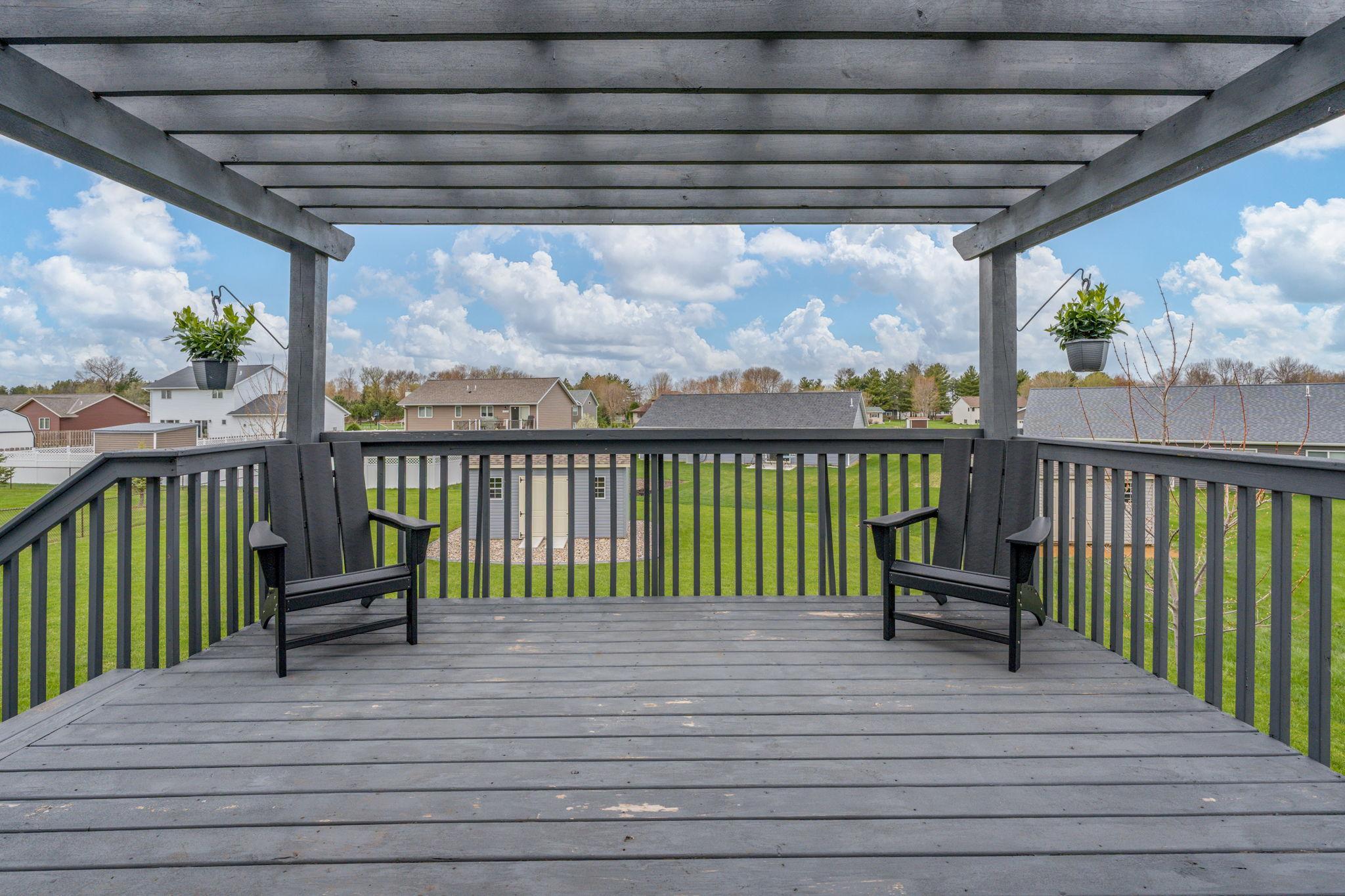 12-web-or-mls-72-balsam-cir.jpg