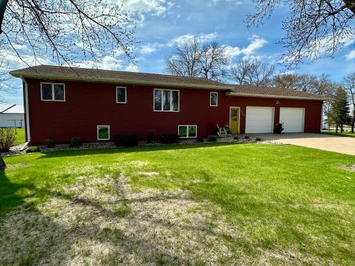 120 S Buckingham Street, Hardwick, MN 56134