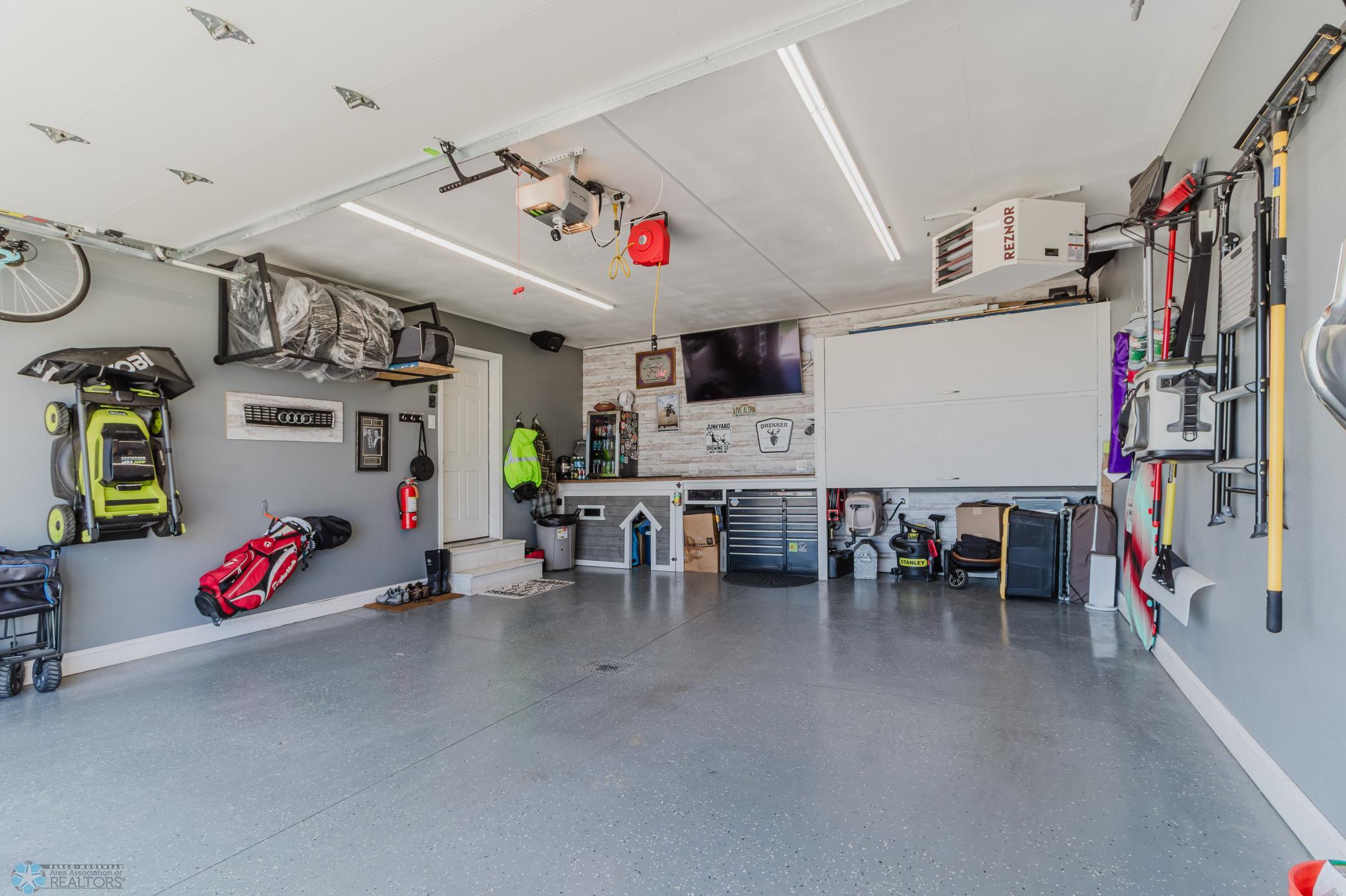 Finished garage, great for entertaining out of as well