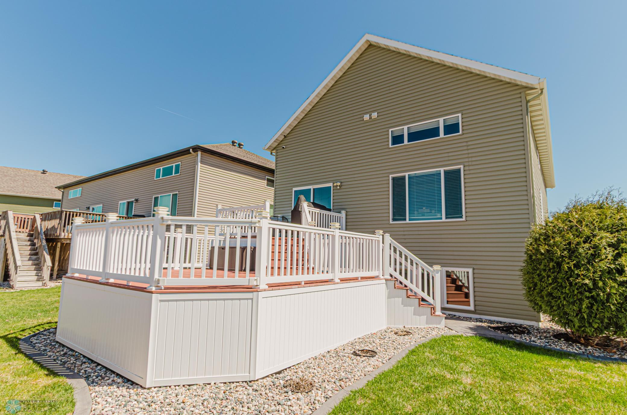 Large tiered deck