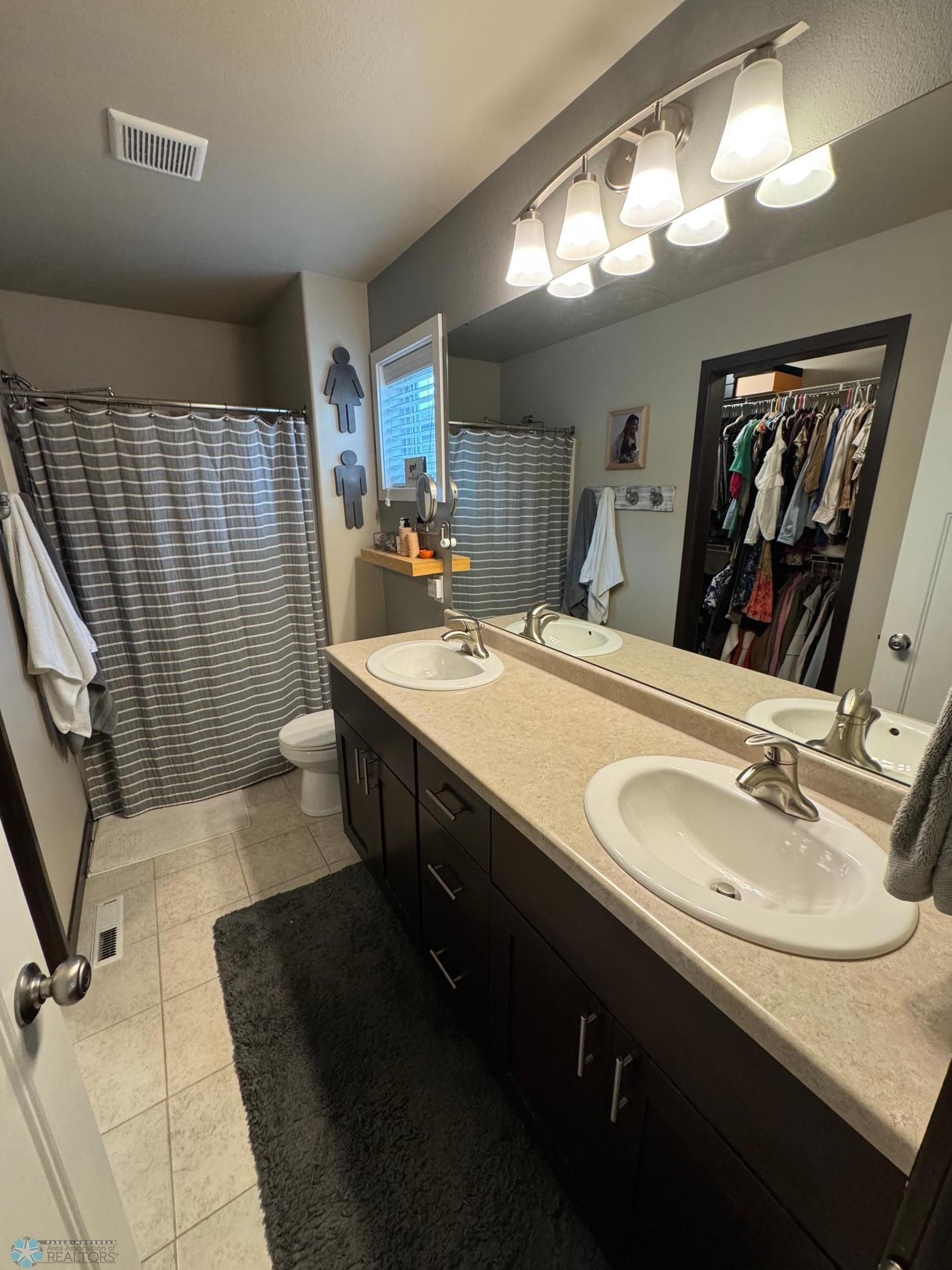Primary Bath Dual Sinks