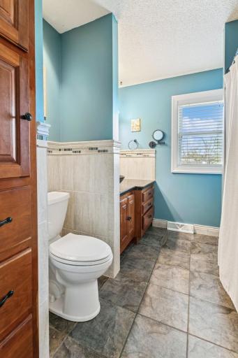 Large full bathroom services the upper level~