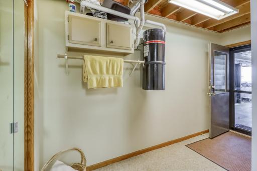 21005 County Highway 32, Rochert, MN 56578