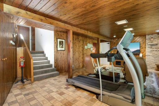 4618 Cedarwood Road, Saint Louis Park, MN 55416
