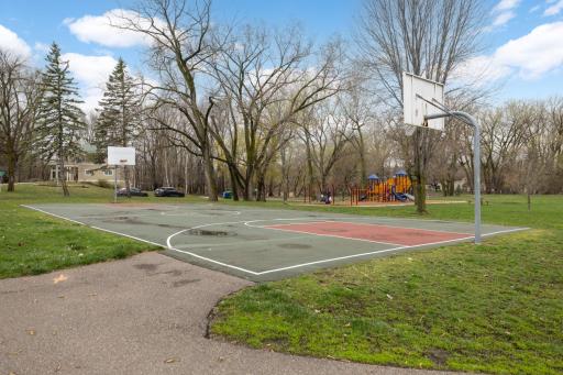 4618 Cedarwood Road, Saint Louis Park, MN 55416