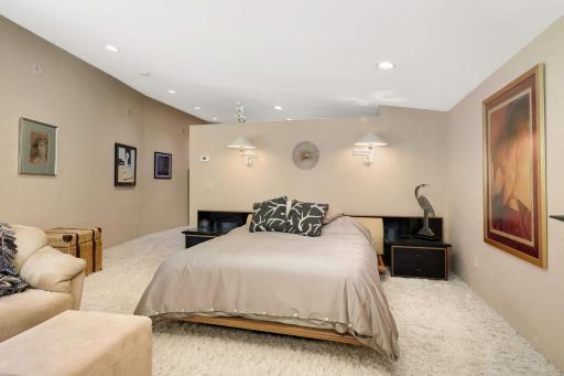 4618 Cedarwood Road, Saint Louis Park, MN 55416