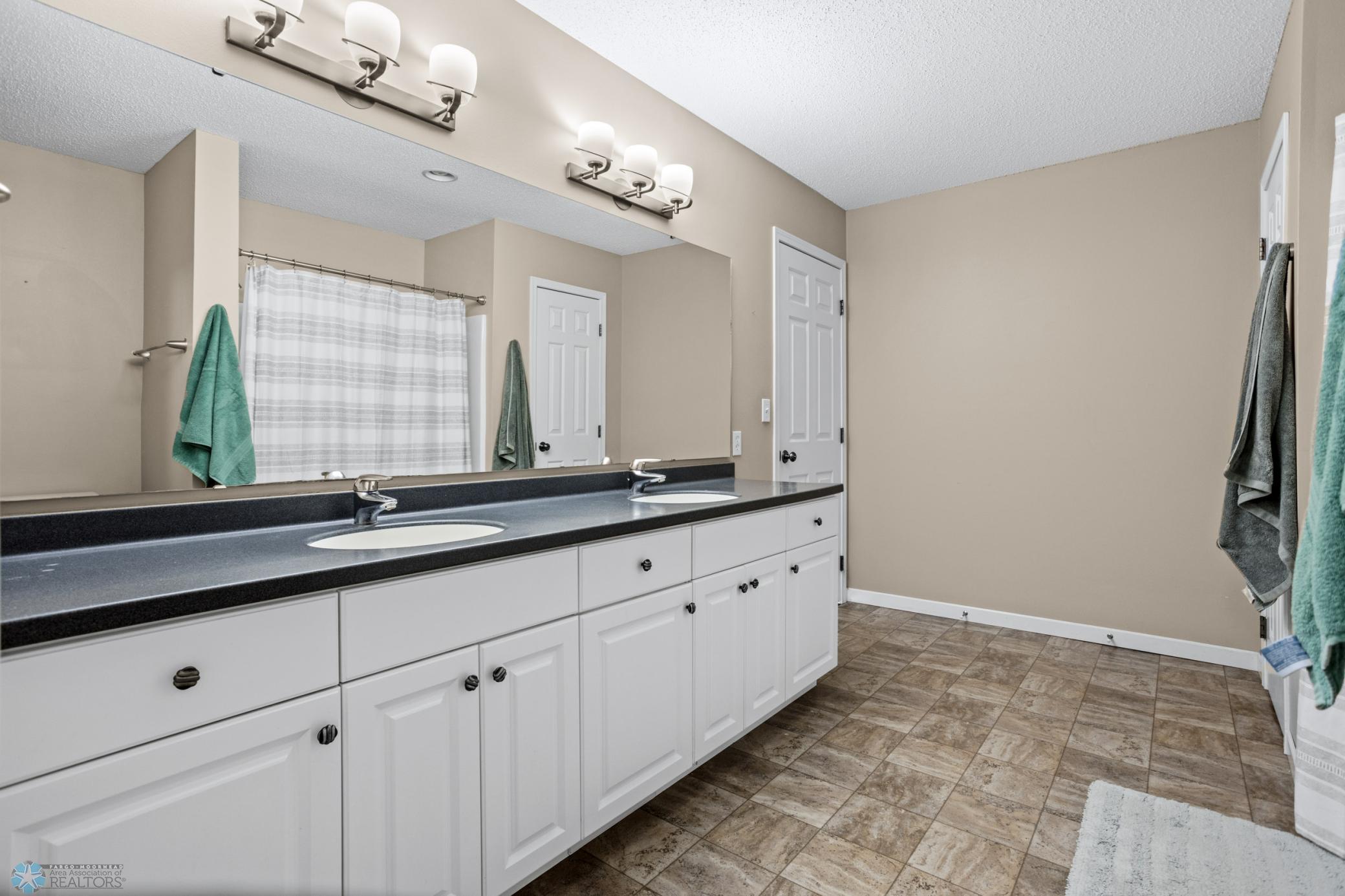 823 Cinnamon Ridge Place