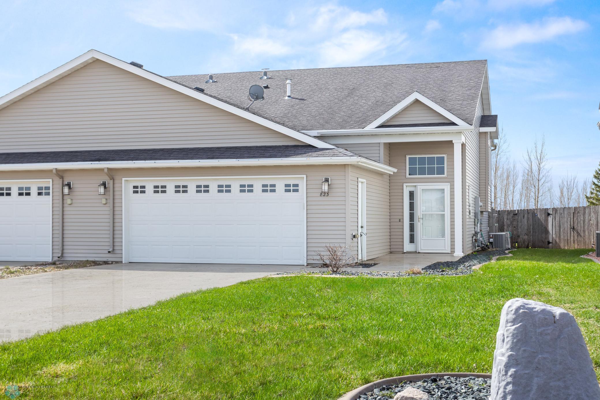 823 Cinnamon Ridge Place