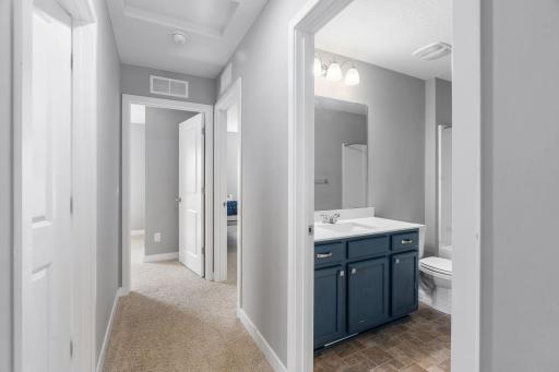 18172 Hartlin Avenue, Lakeville, MN 55044