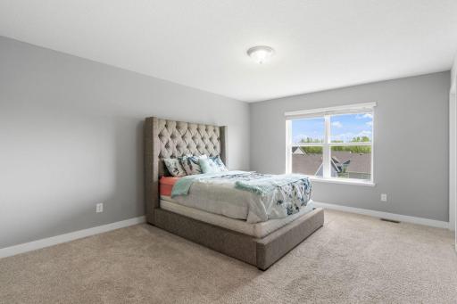 18172 Hartlin Avenue, Lakeville, MN 55044
