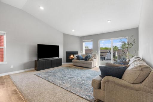 18172 Hartlin Avenue, Lakeville, MN 55044