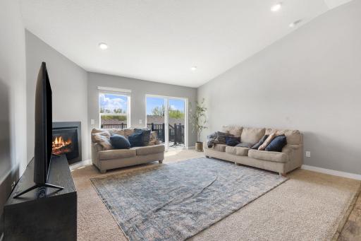 18172 Hartlin Avenue, Lakeville, MN 55044