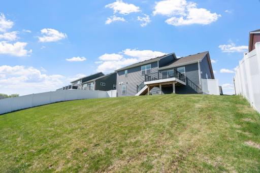 18172 Hartlin Avenue, Lakeville, MN 55044