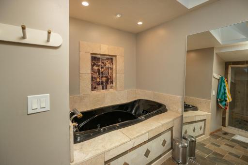 3011 Mayowood Common Circle SW, Rochester, MN 55902