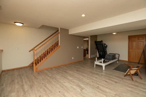 3011 Mayowood Common Circle SW, Rochester, MN 55902