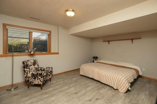 3011 Mayowood Common Circle SW, Rochester, MN 55902
