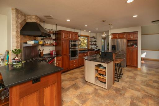 3011 Mayowood Common Circle SW, Rochester, MN 55902