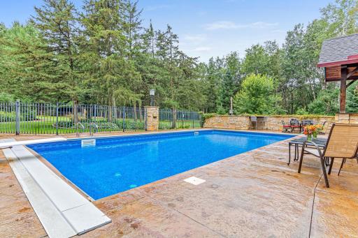 Pool overlooks the Par 3 Green