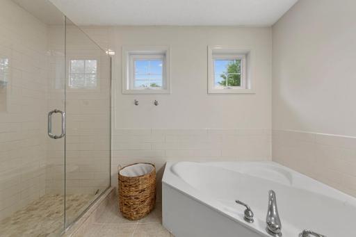 1102 Shumway Court, Faribault, MN 55021