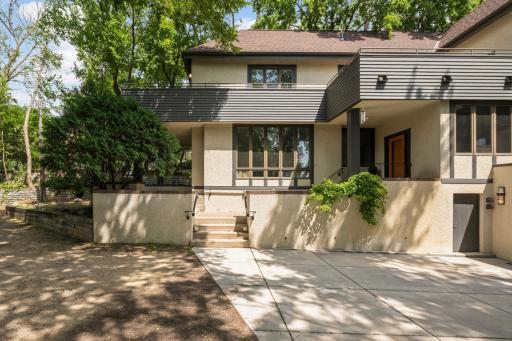 3520 W Bde Maka Ska Parkway, Minneapolis, MN 55416