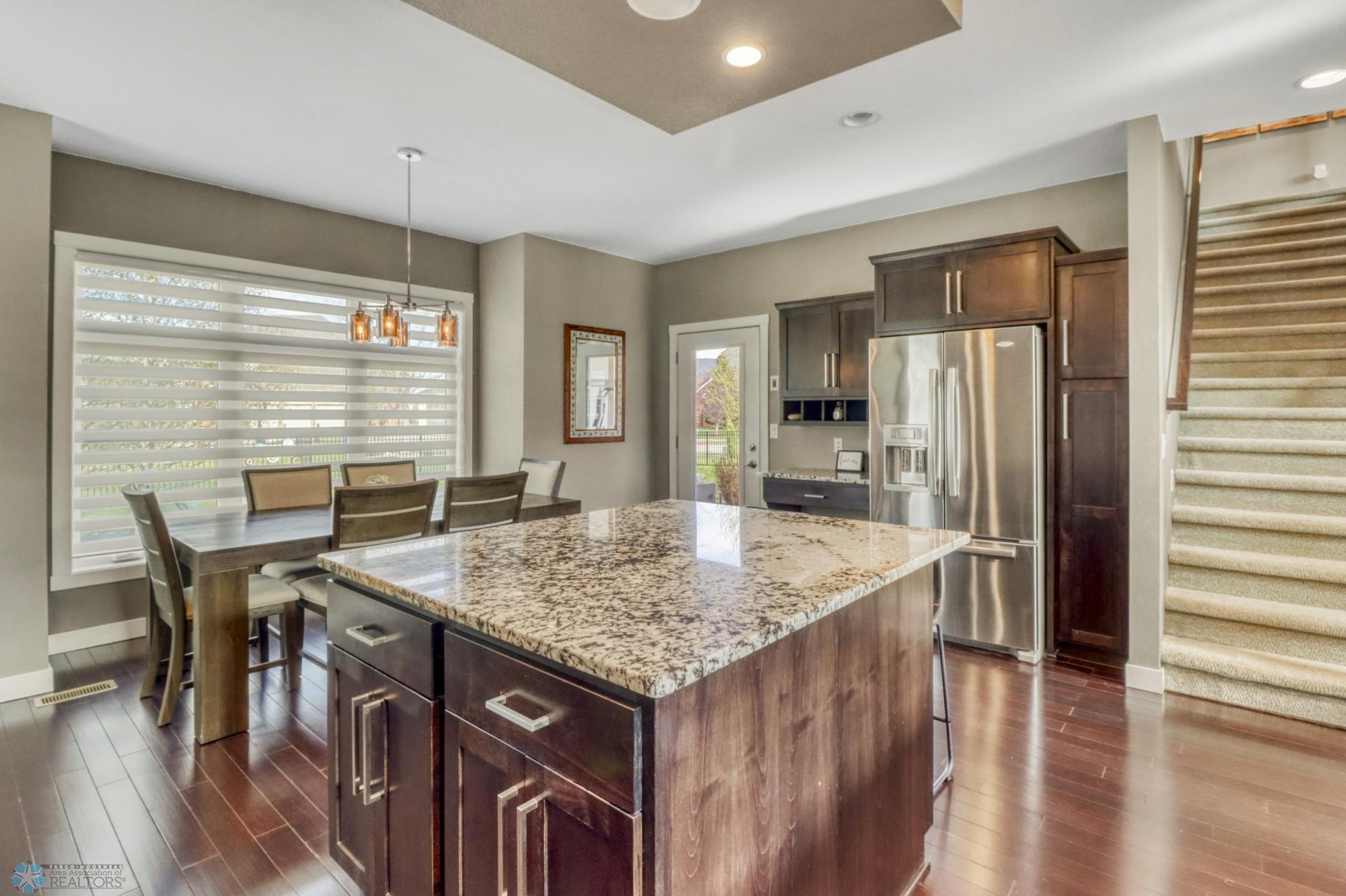 Kitchen1_6.JPG