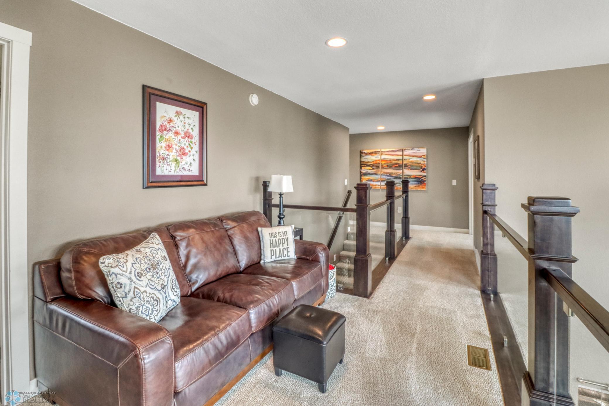 Upstairs1_2.JPG
