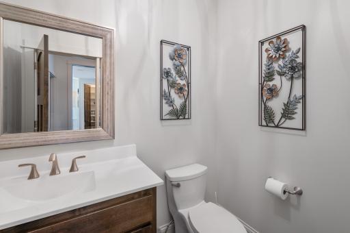 34 Crescent Lane, North Oaks, MN 55127