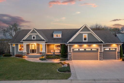 34 Crescent Lane, North Oaks, MN 55127