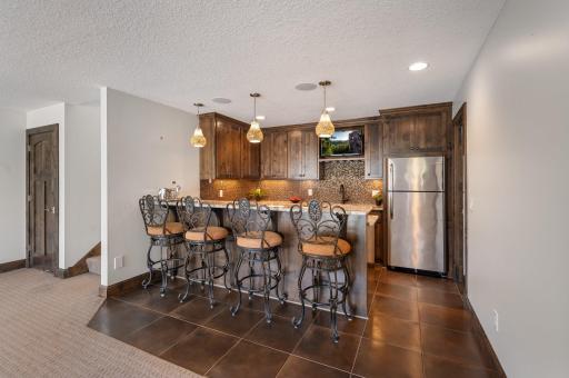 34 Crescent Lane, North Oaks, MN 55127