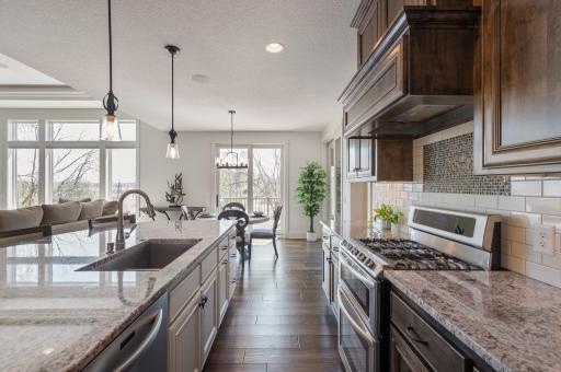 34 Crescent Lane, North Oaks, MN 55127